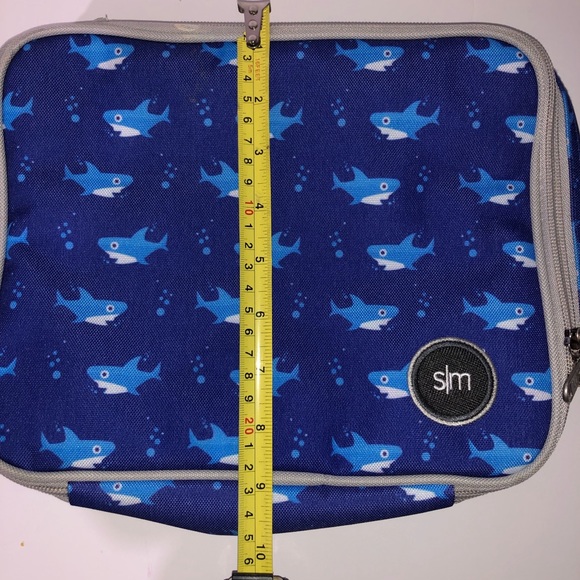 Sharks Print Lunch Bag - Picture 8 of 8